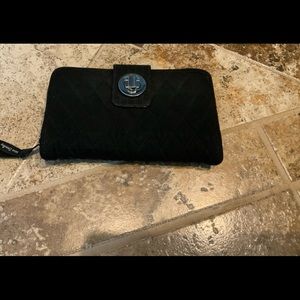 GUC Vera Bradley Classic Black Turnlock Wallet